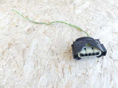 Mercedes Black White 5 Pole 2 Wire Connector 2205454628